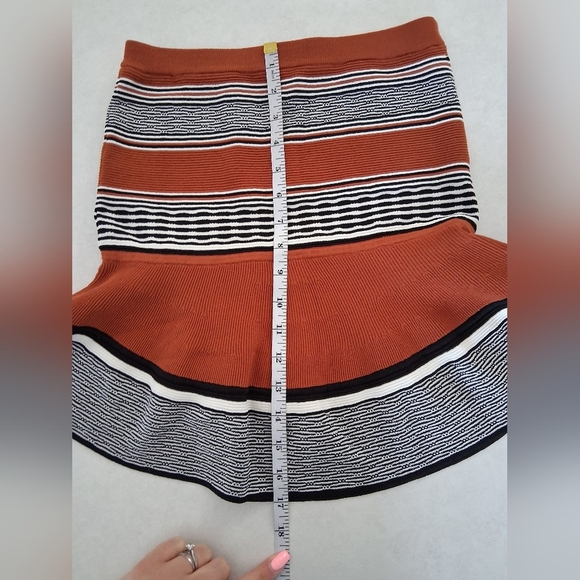 Sandro/ Orange and Black Mini Fit and Flare Skirt/ Ribbed/ Size US 2 - Picture 6 of 10